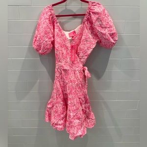 Lilly Pulitzer Iralee Linen Wrap Dress
Color:	Pink Blossom Foxy Llama
Size:	10